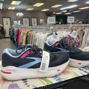 Brooks Women's Ghost Max Sneakers - Black, Pink, and Light Blue